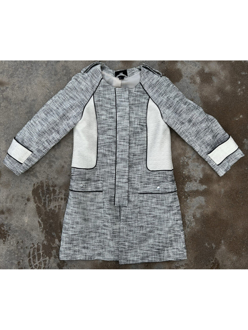 H&M Women's Black and White Tweed Jacket Size 10 Button Zip Front